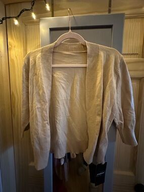 Women's Lightweight Crewneck Cardigan in Beige